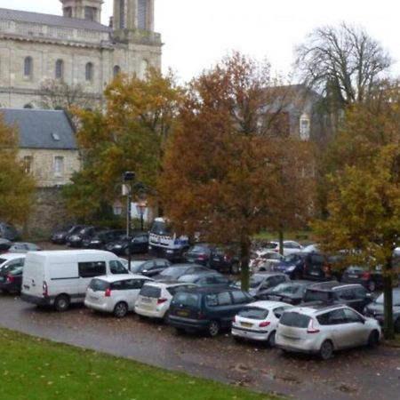 Lumineux T2 Vieille ville 3 pers parking gratuit - by La Source d'OrFée Boulogne-sur-Mer Esterno foto